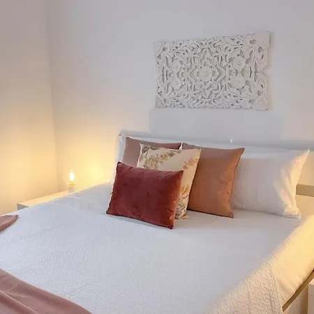 Harmony Views With Terrace *